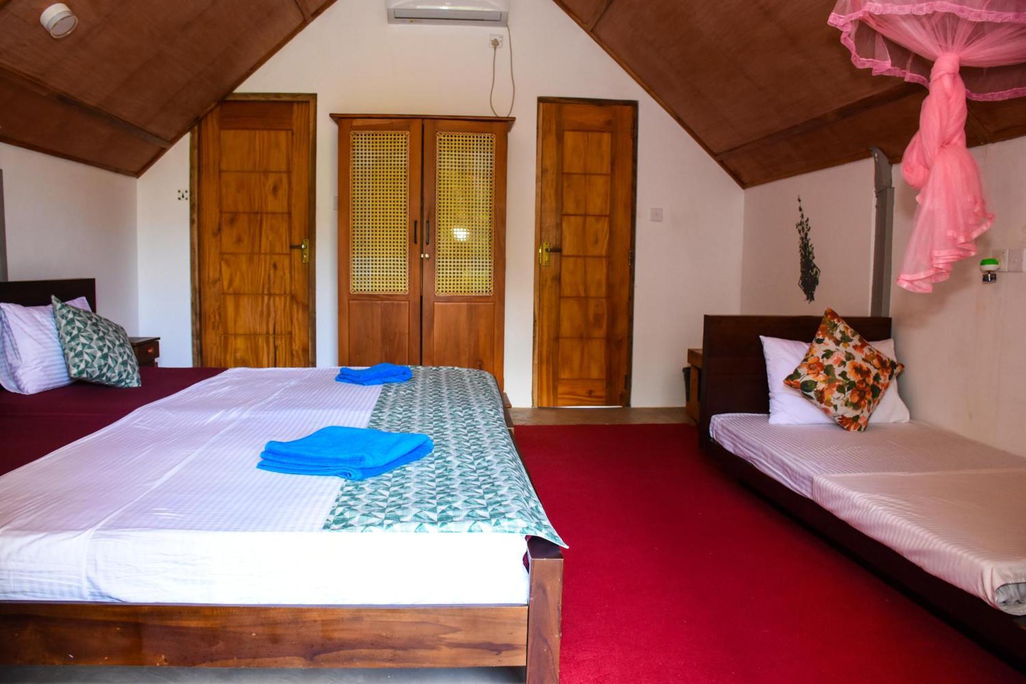 Steps Garden Resort 尼甘布 外观 照片