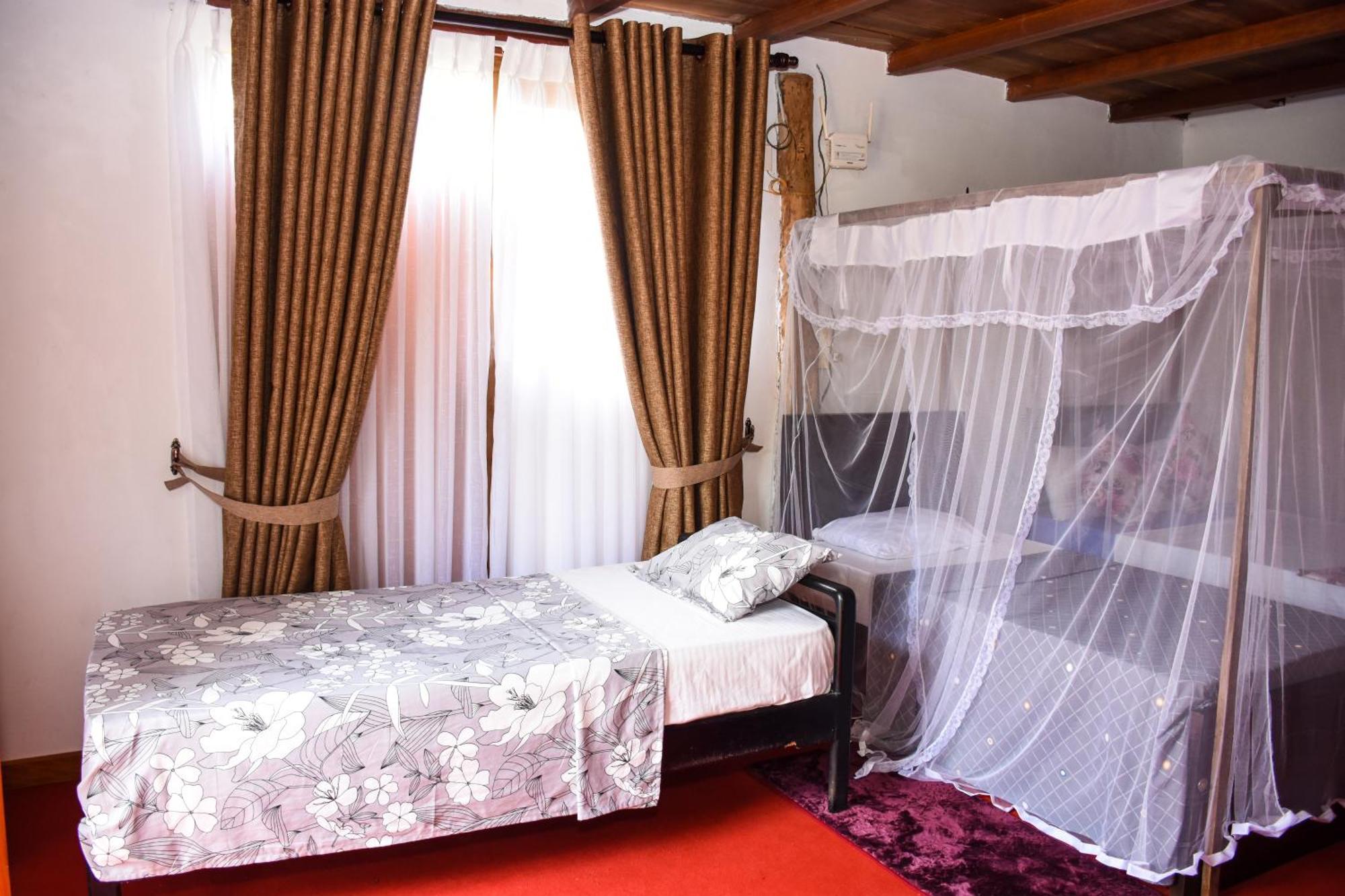 Steps Garden Resort 尼甘布 外观 照片