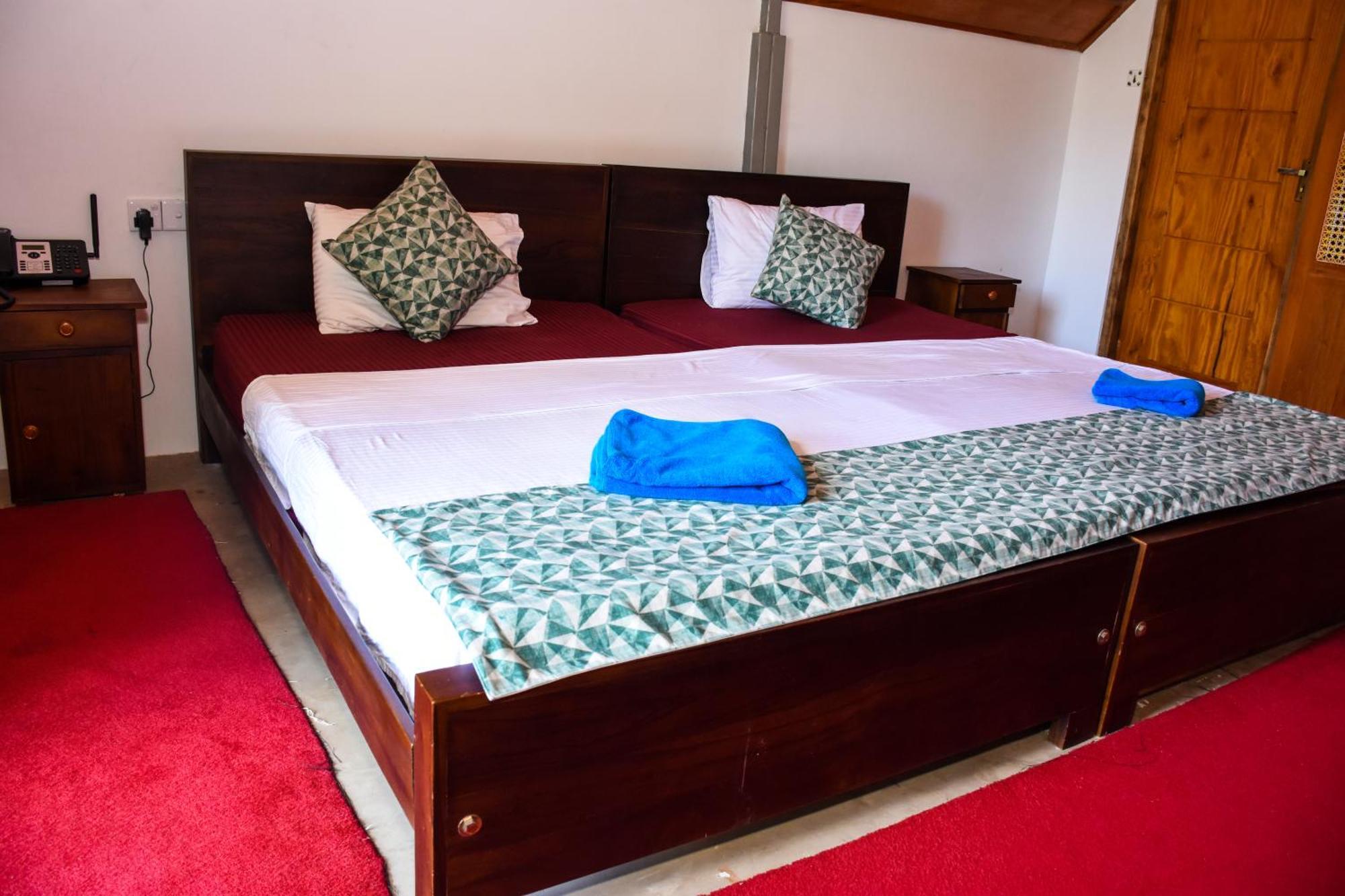 Steps Garden Resort 尼甘布 外观 照片