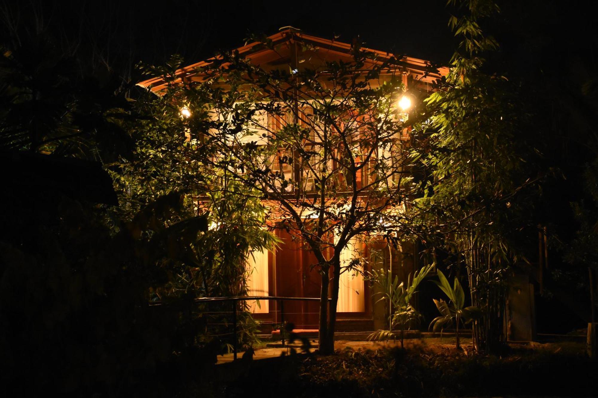 Steps Garden Resort 尼甘布 外观 照片